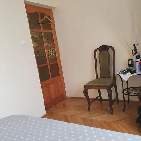 Pokoje Do Wynajecia *